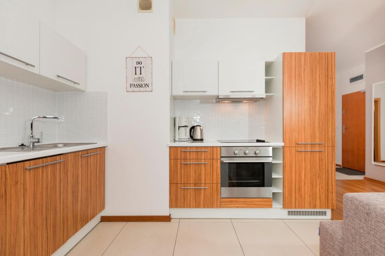 Platan Center Iv By Renters