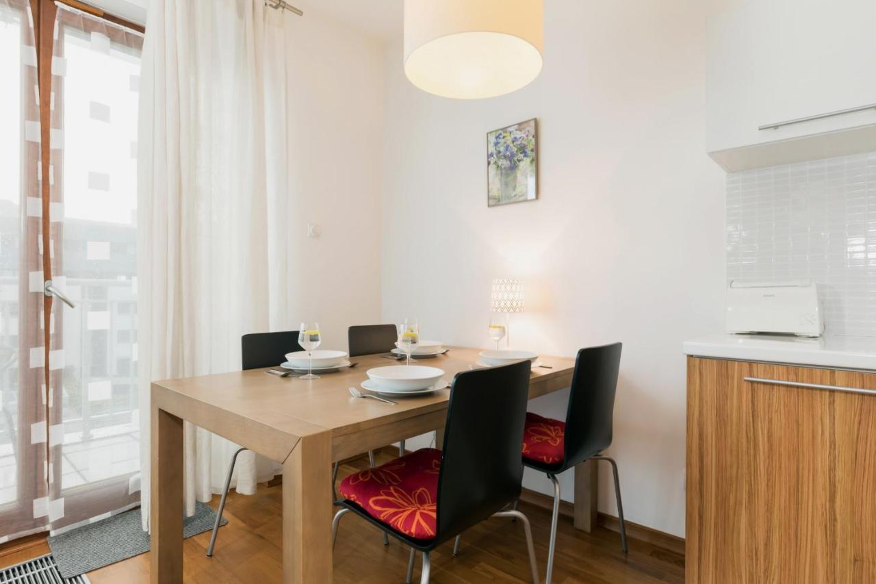 Platan Center Iv By Renters Apartment Swinoujscie