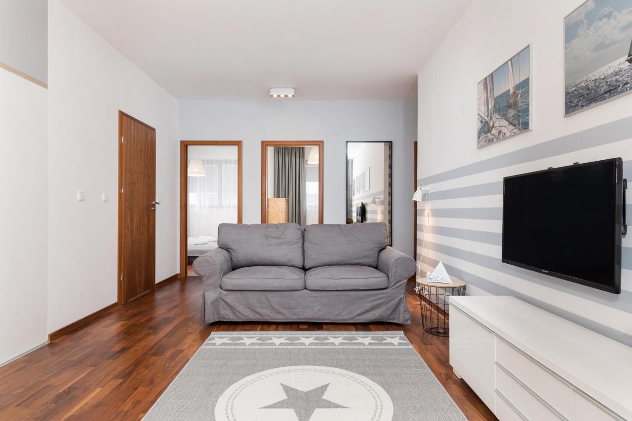 Platan Center Iv By Renters